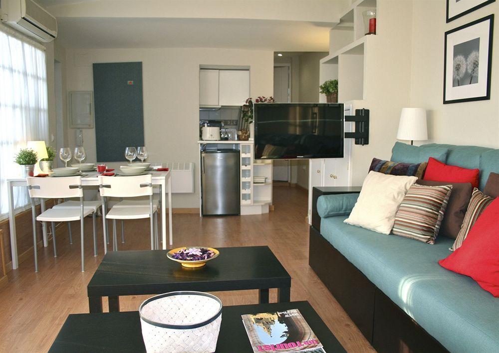 Plaza De Santa Cruz Appartement Séville